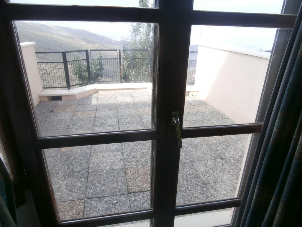 Apartamento Estudio Los Valles Asn Sierra Nevada Exterior photo
